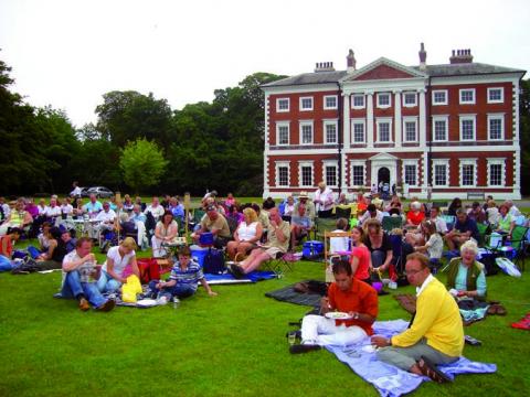 Picnic event at Lytham Hall Picnic event at Lytham Hall