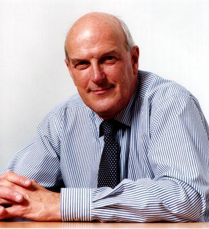 Sir Neil Cossons will join the NHMF/HLF Board on 31 January 2016 Sir Neil Cossons will join the NHMF/HLF Board on 31 January 2016